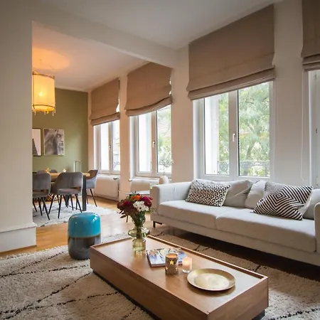 Apartment Hello Colmar, Duplex Cathedrale, Historic Center