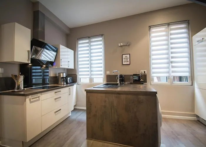 Hello Colmar, Duplex Cathedrale, Historic Center Apartment